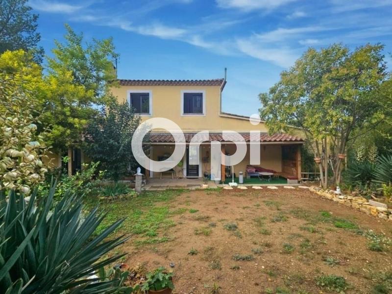 Maison - 104 m² - 4 pièces