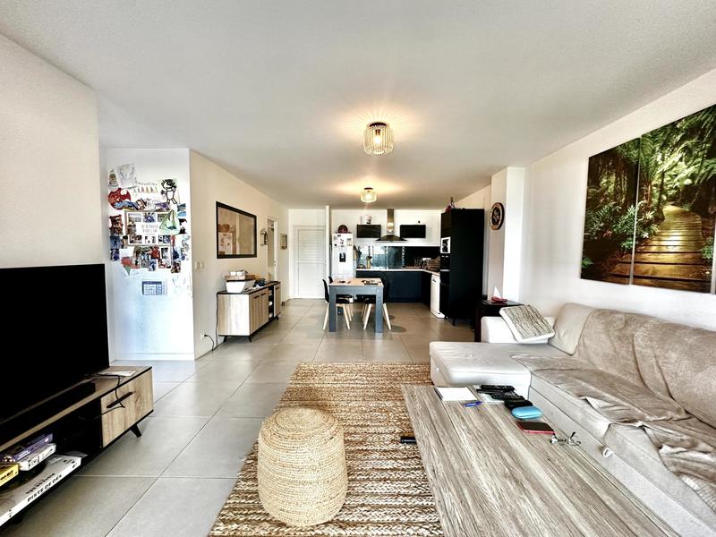 Appartement - 70 m² - 3 pièces