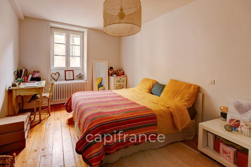 Appartement bourgeois - 130 m² - 4 pièces