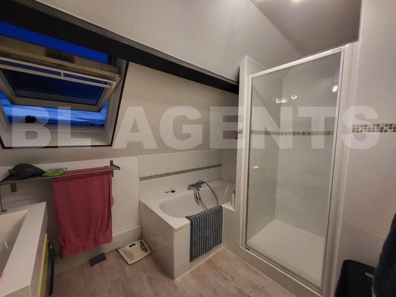 Maison traditionnelle - 91 m² - 5 pièces