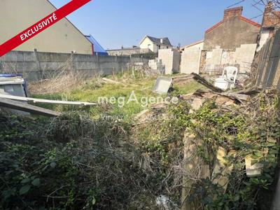 Terrain constructible - 170 m²