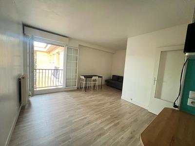 Studio - 24 m² - 1 pièce