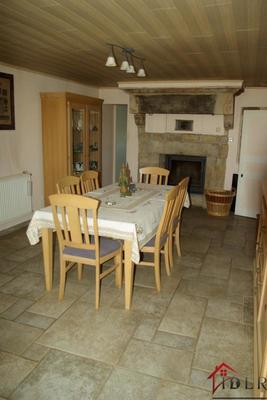 Maison - 198 m² - 8 pièces