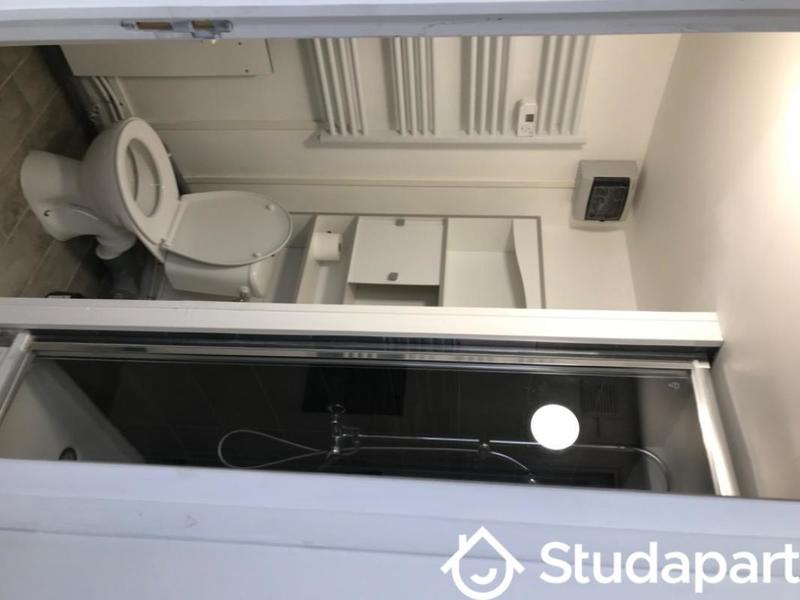 Chambre - 11 m² - 1 pièce