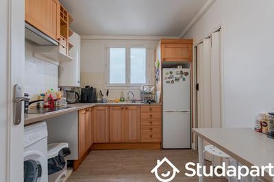 Chambre - 60 m² - 1 pièce