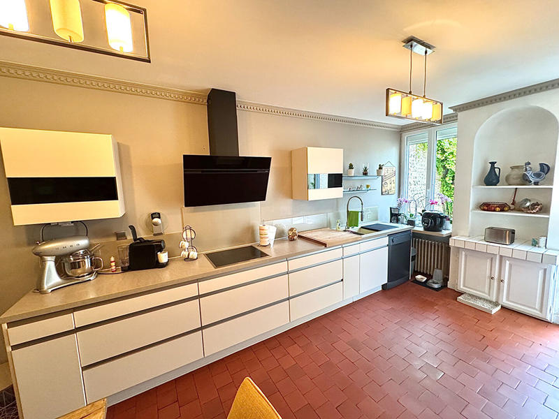 Maison - 175 m² - 7 pièces