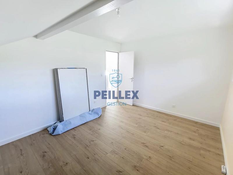 Maison - 102 m² - 5 pièces