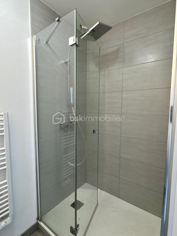 Maison traditionnelle - 97 m² - 5 pièces