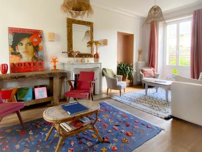 Maison - 190 m² - 8 pièces