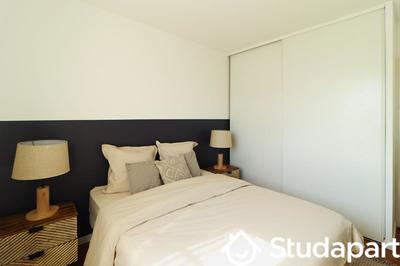 Chambre - 12 m² - 1 pièce