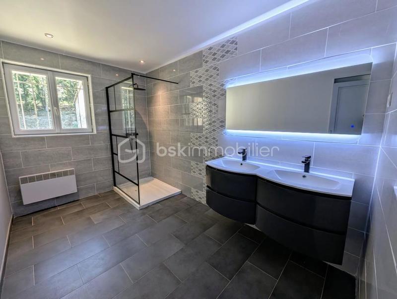 Mas - 195 m² - 7 pièces