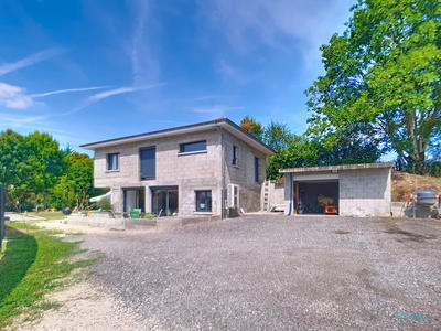 Maison - 146 m² - 5 pièces