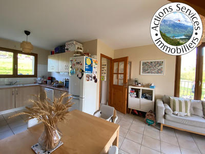 Appartement - 86 m² - 4 pièces