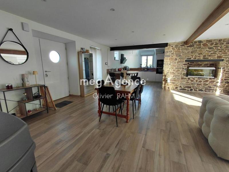 Corps de ferme - 138 m² - 6 pièces