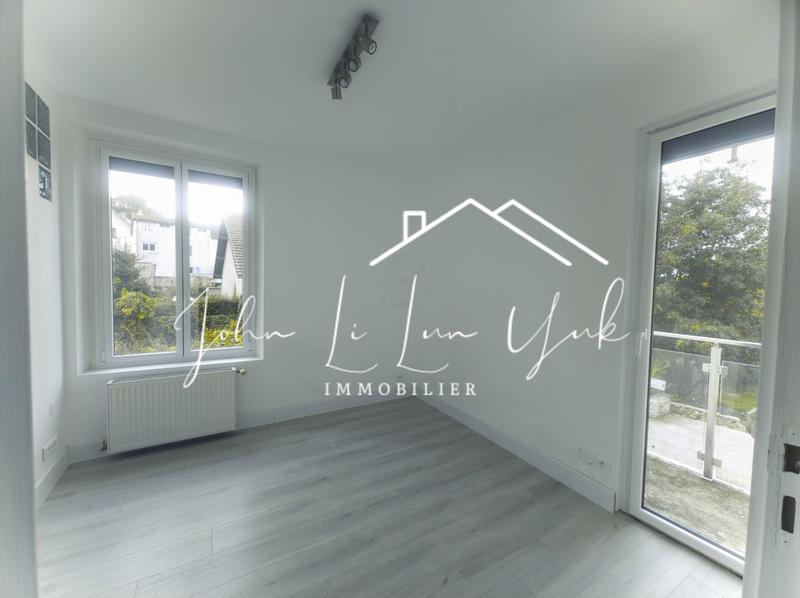 Maison - 174 m² - 7 pièces