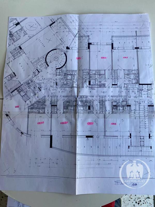 Appartement - 150 m² - 1 pièce