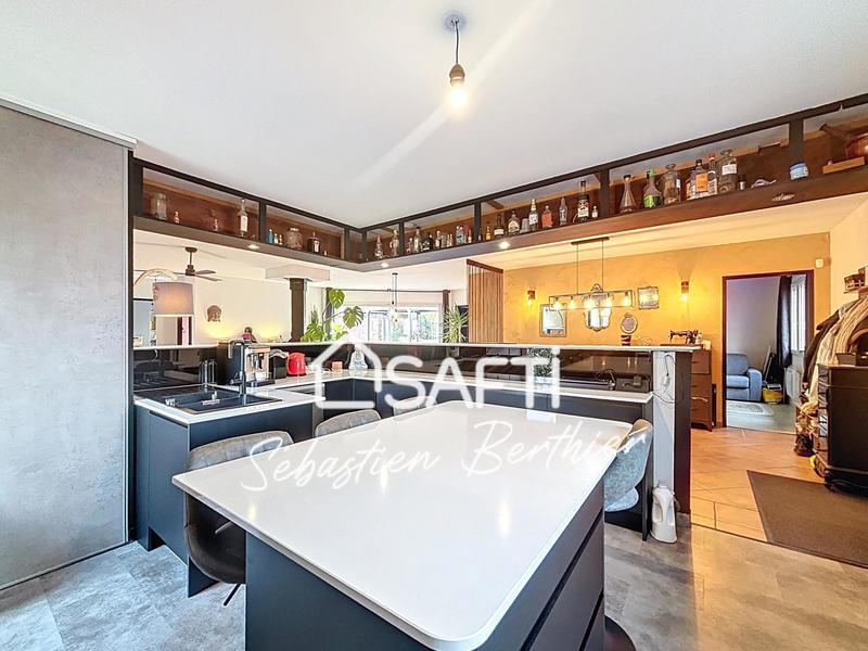 Maison - 150 m² - 5 pièces