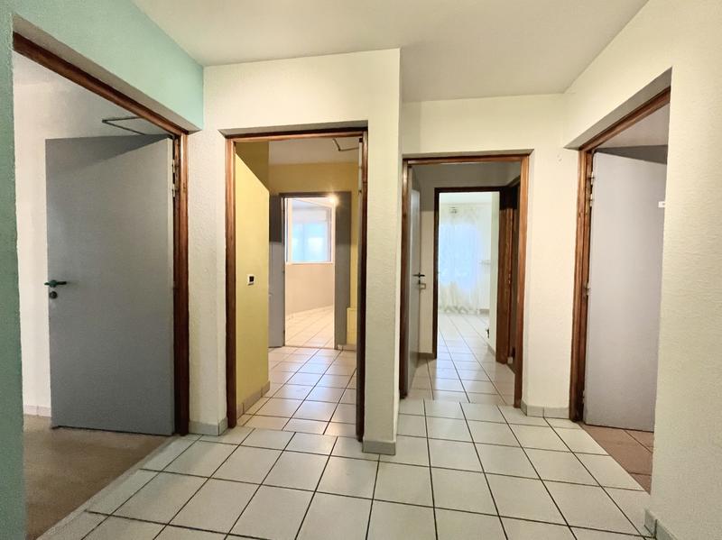 Appartement - 150 m² - 10 pièces