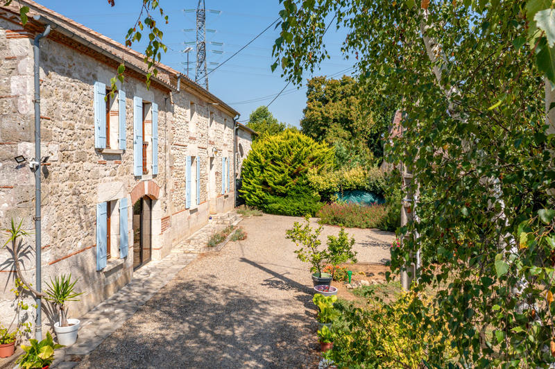 Maison - 313 m² - 8 pièces