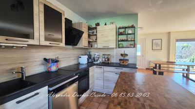 Maison - 105 m² - 4 pièces