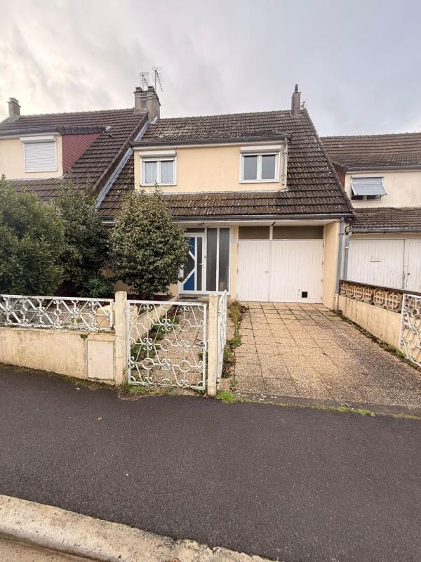 Maison - 100 m² - 5 pièces