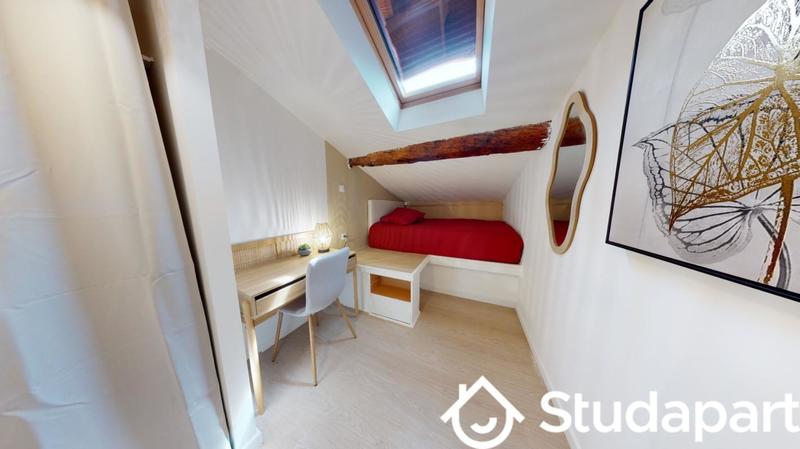 Chambre - 13 m² - 1 pièce