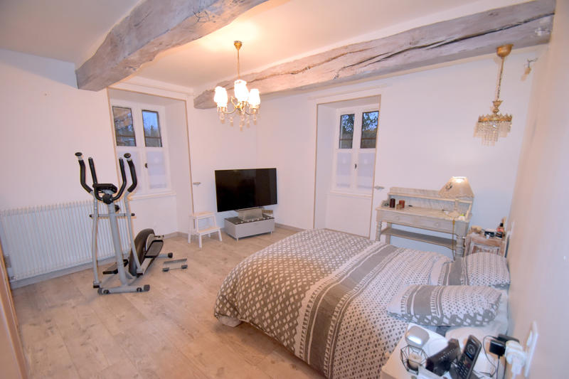 Maison - 210 m² - 4 pièces