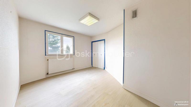 Appartement - 100 m² - 5 pièces