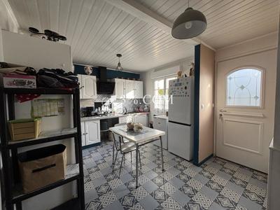 Pavillon - 90 m² - 4 pièces