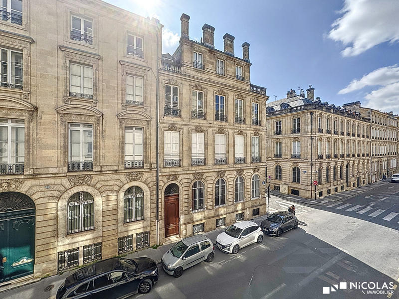 Appartement - 75 m² - 3 pièces