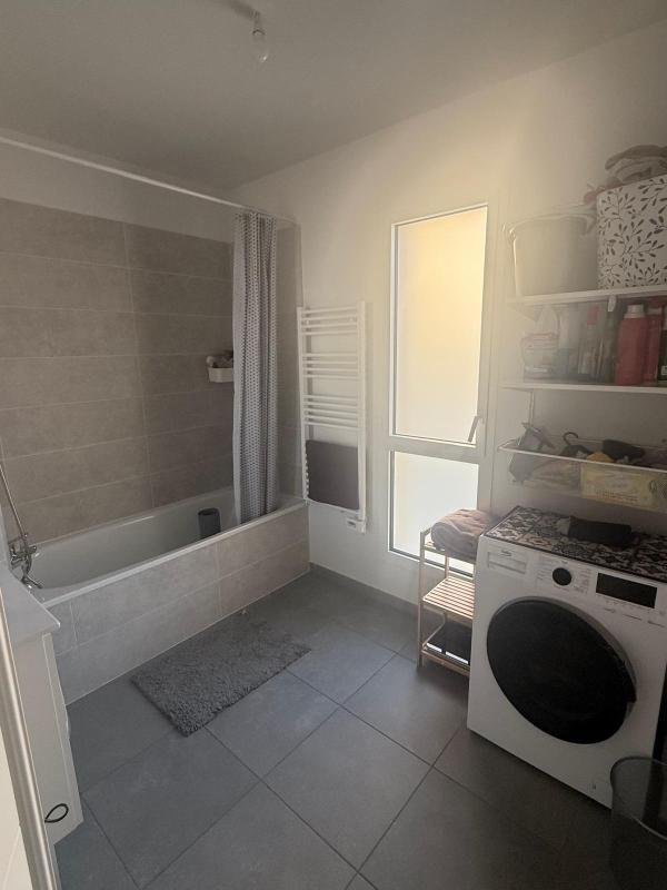 Appartement - 75 m² - 4 pièces