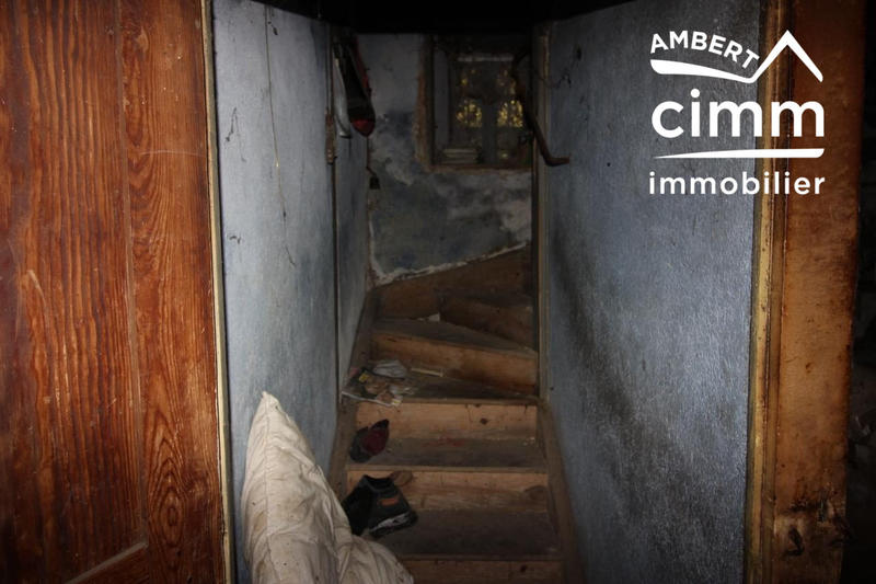 Maison - 99 m² - 7 pièces