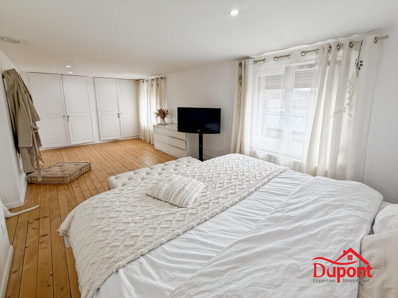 Maison ancienne - 176 m² - 6 pièces