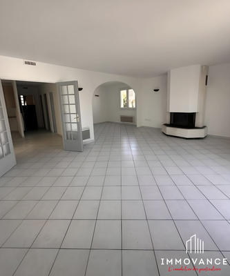 Appartement - 121 m² - 4 pièces