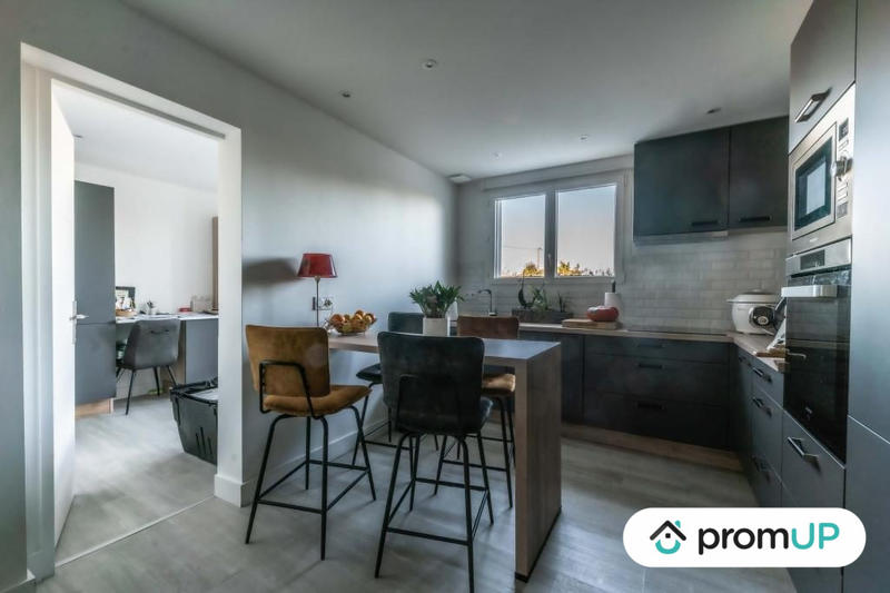 Appartement - 123 m² - 5 pièces