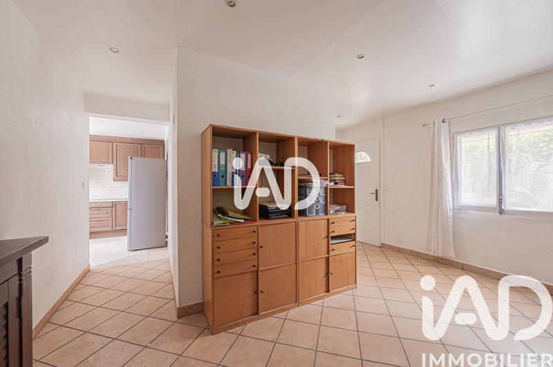 Maison - 99 m² - 5 pièces