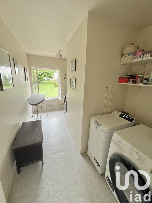 Maison - 275 m² - 9 pièces