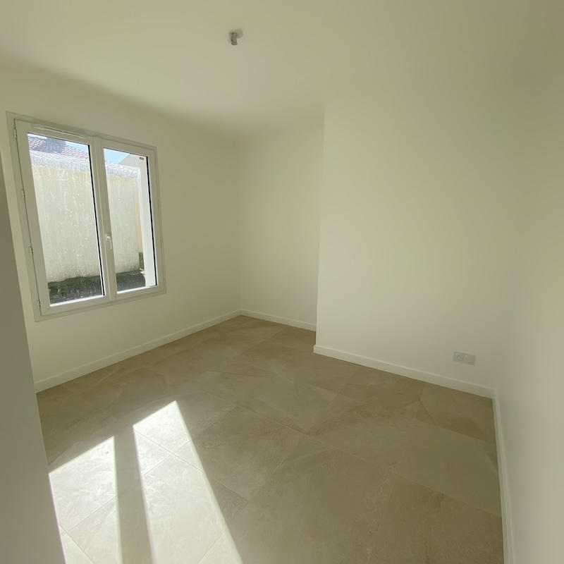 Maison - 99 m² - 4 pièces