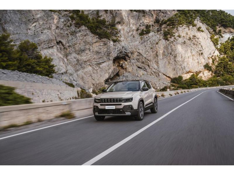 Jeep Avenger Summit 1.2 Hybrid 110 Dcs6 Pk Cuir Premium Toit Ouvrant