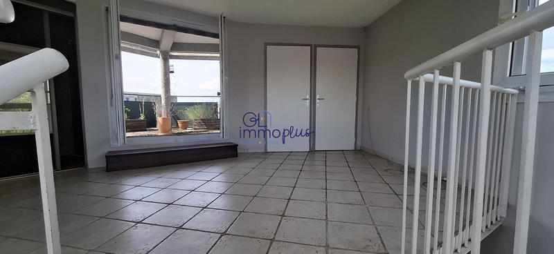 Appartement - 102 m² - 5 pièces