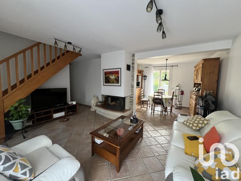 Maison - 95 m² - 5 pièces