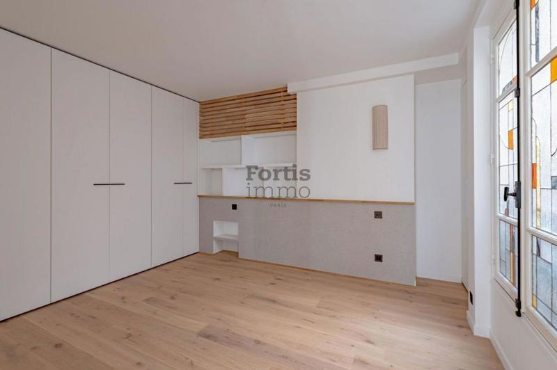 Appartement - 90 m² - 3 pièces