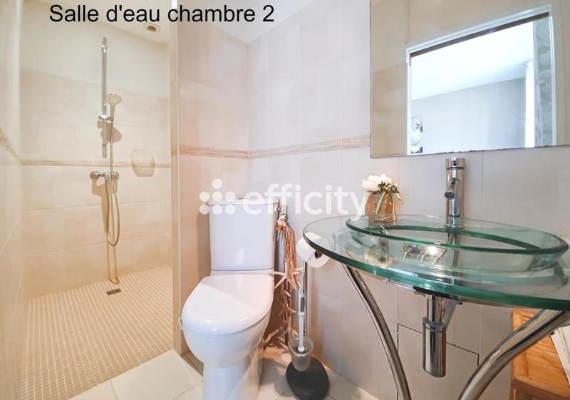 Maison - 203 m² - 7 pièces
