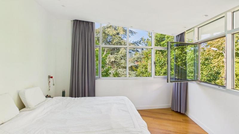 Maison - 320 m² - 8 pièces