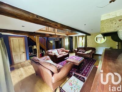 Maison - 245 m² - 7 pièces