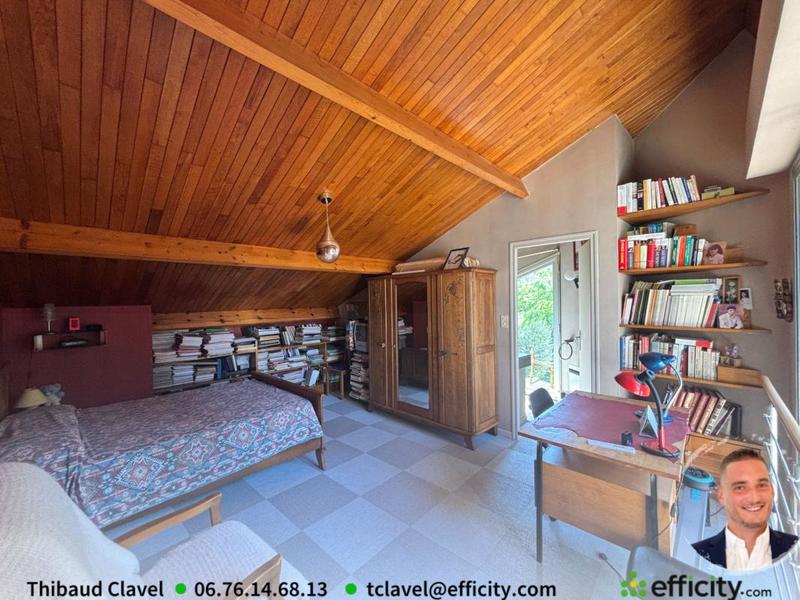 Maison - 200 m² - 6 pièces