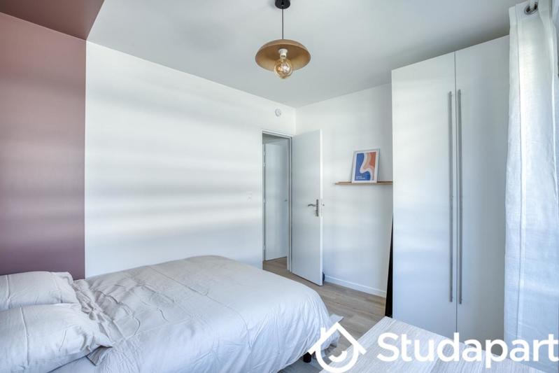 Chambre - 55 m² - 1 pièce