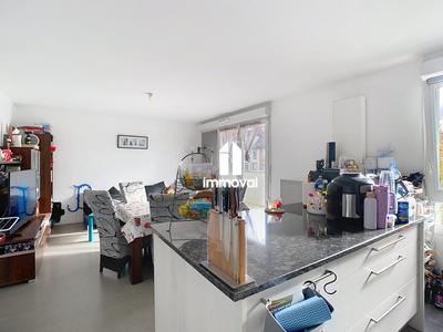 Appartement - 80 m² - 4 pièces