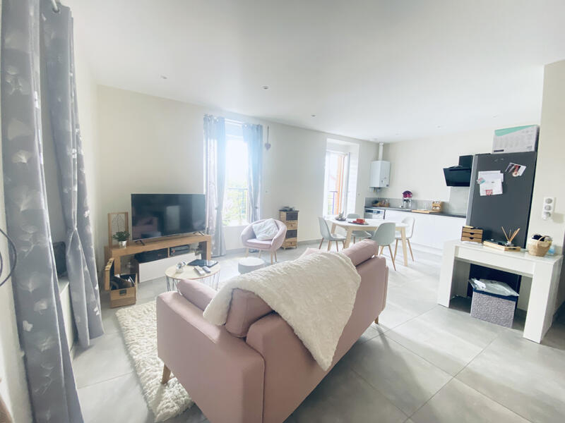 Appartement - 65 m² - 3 pièces