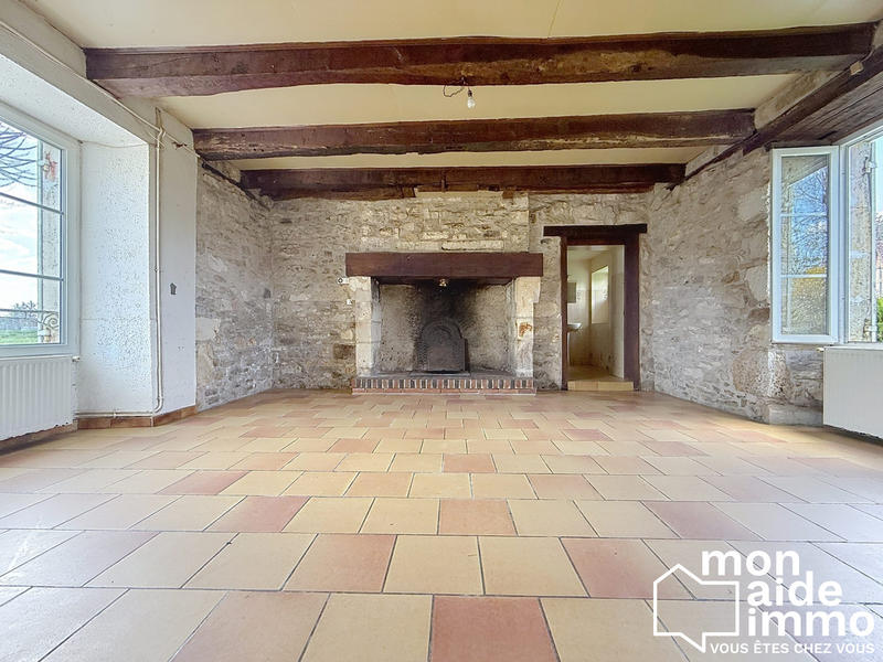 Maison - 217 m² - 6 pièces